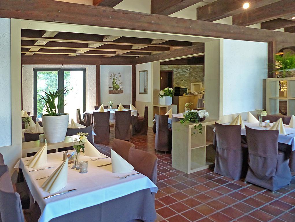 Hotel-Restaurant Schwyzerhuesli Viernheim Esterno foto