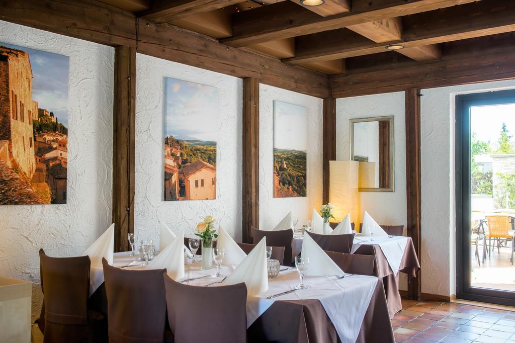 Hotel-Restaurant Schwyzerhuesli Viernheim Esterno foto