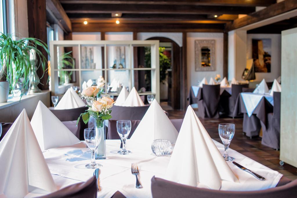Hotel-Restaurant Schwyzerhuesli Viernheim Esterno foto